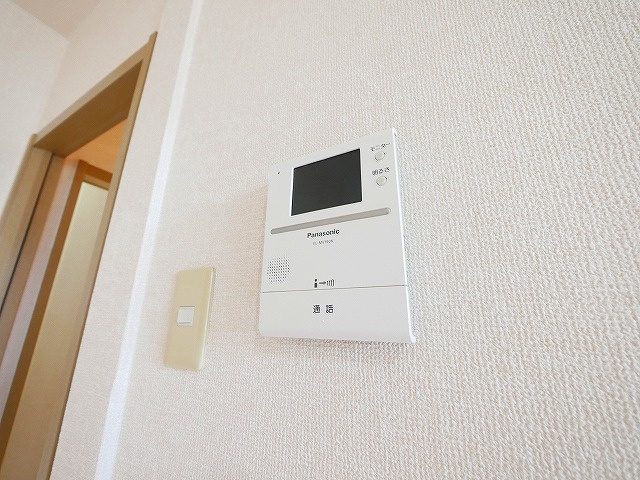 ファミール州見　D棟のセキュリティ|モニター付き