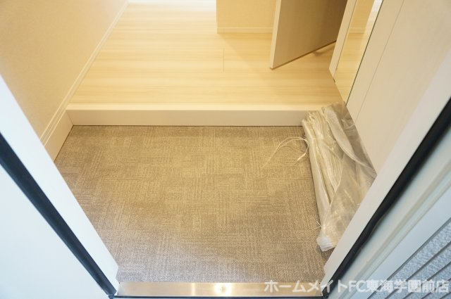 ef三番館の玄関