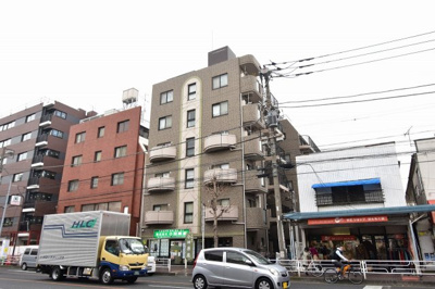 【外観】 | リブゼ本牧 | 総戸数１８戸、平成７年７月築、管理人は日勤勤務につき管理体制良好です♪