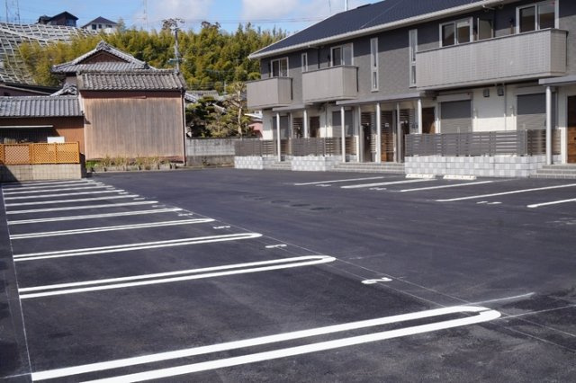 Residence垂水の駐車場