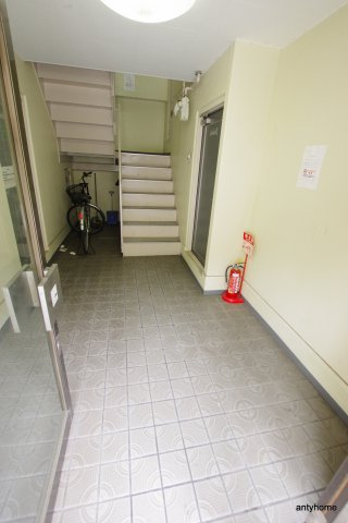アパートメント淀川　仲介手数料無料のロビー