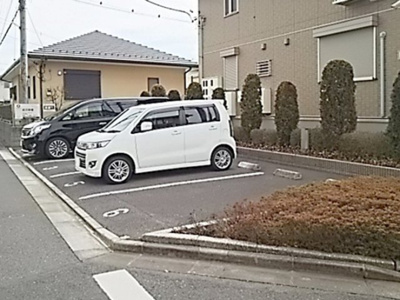 【駐車場】 | フェルミエ | 駐車場