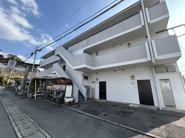 ピュア松本の外観