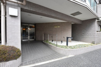【エントランス】 | エントランス　オートロック付き