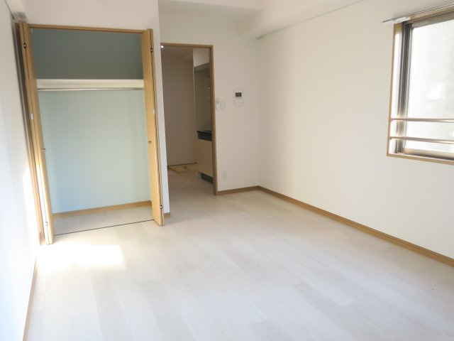 ダイヤマンションの内装