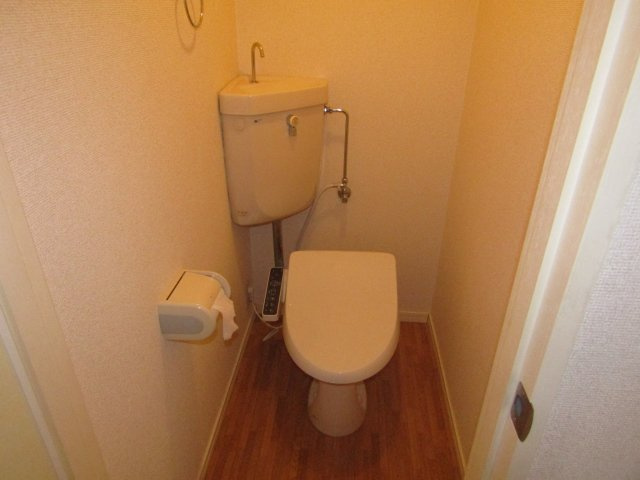 コンフォート大高のトイレ|同じ物件内のお部屋の参考画像となります。
