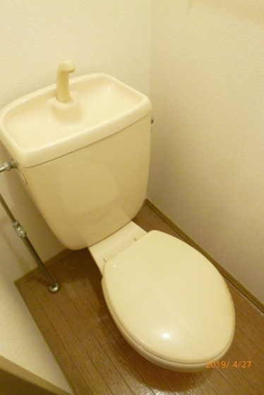 メゾン千本杉のトイレ|現況を優先とします。