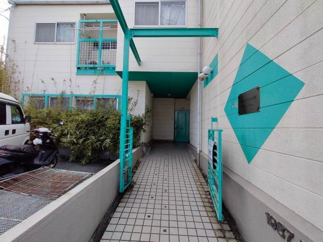 【エントランス】 | フリーディオ石切