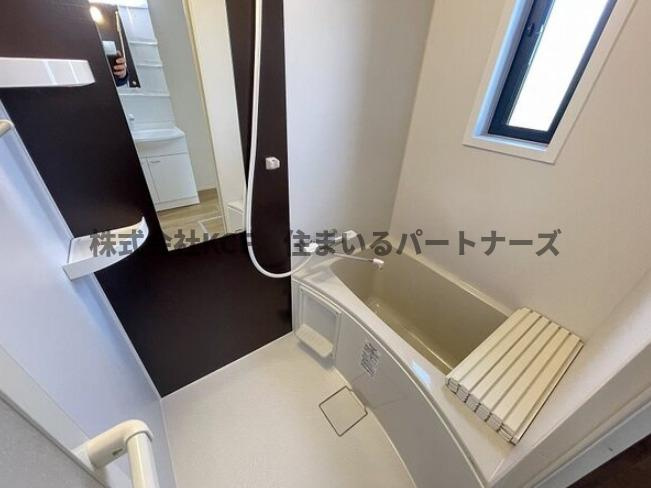 コル・クラージュBの浴室|コンパクトで使いやすいお風呂です