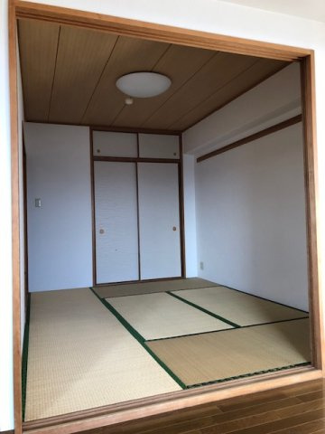 藤和喜志ハイタウンの和室