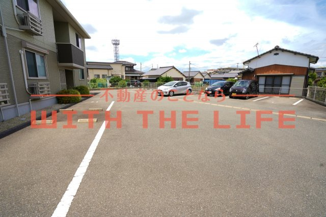 セジュールリアン【キャッシュバック対象】の駐車場|駐車場があります