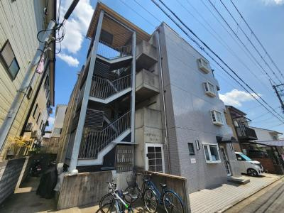 エクセレンス山ノ内の外観
