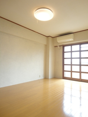 【洋室】 | 谷口ビル | ★　綺麗なお部屋　★