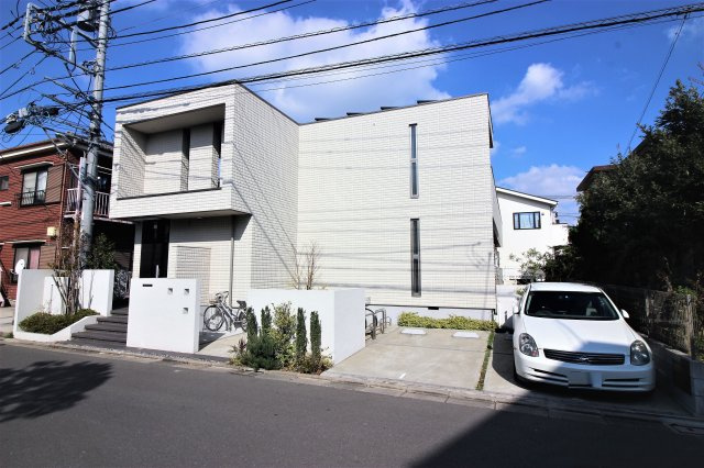 新浦安アドレスの外観