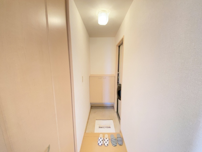 熊本市北区麻生田５丁目のアパートの玄関