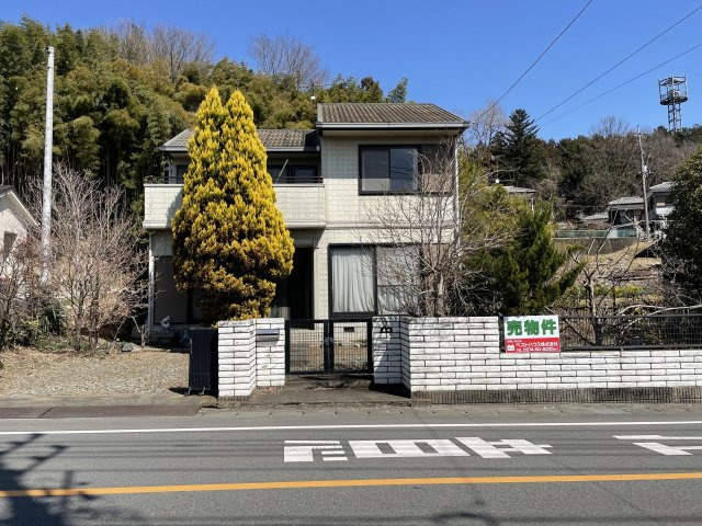 藤岡市三本木　中古一戸建ての外観|リフォーム前