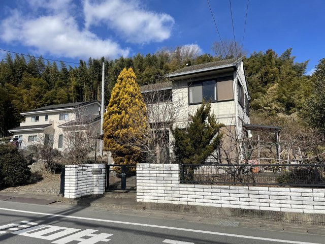 藤岡市三本木　中古一戸建ての外観|リフォーム前