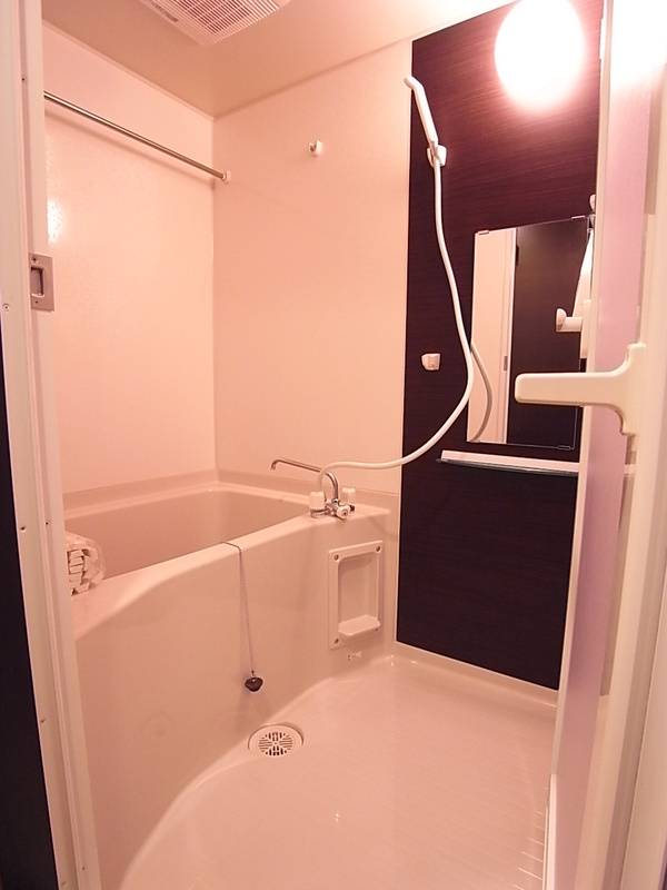 リブリ・グランディスの浴室