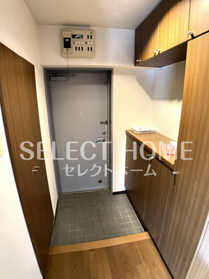 【玄関】 | ラフィーネ六名 | 毎日通る玄関はこちらです