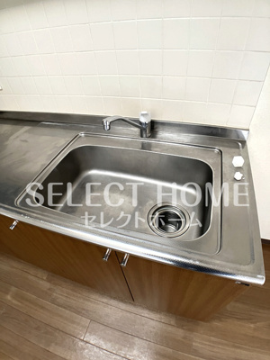  | ラフィーネ六名