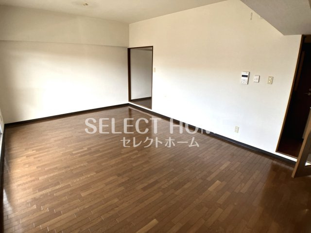  | ラフィーネ六名