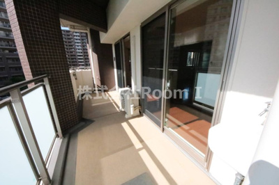 【バルコニー】 | ロイヤルパークス桃坂 | 陽当たり良好なバルコニーです