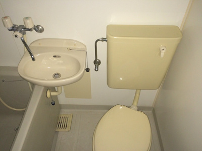 【トイレ】 | メゾンうちま | ※別部屋の写真です、現状優先になります。