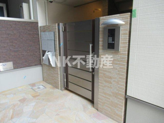 【エントランス】 | 建物の内部です