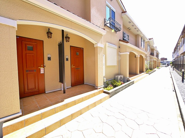 レジデンス　ピュアのその他共用部分|おしゃれな共有スペース。