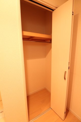 フォセットの収納|同間取り別部屋の参考写真です。