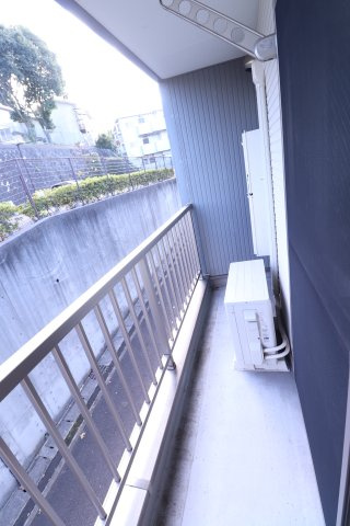 フォセットのバルコニー|同間取り別部屋の参考写真です。