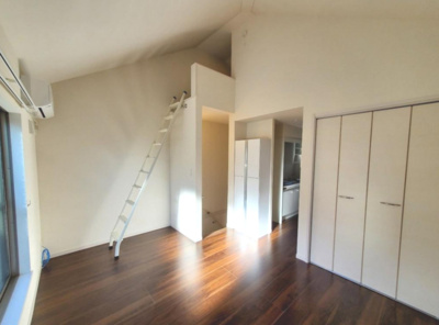 【内装】 | Solana国立