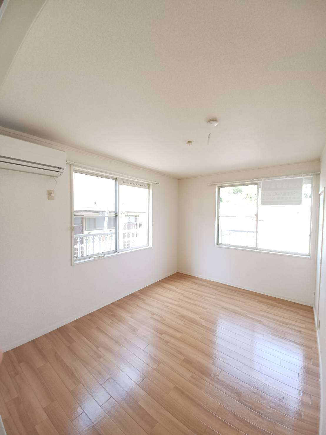 パストラーレの居間・リビング