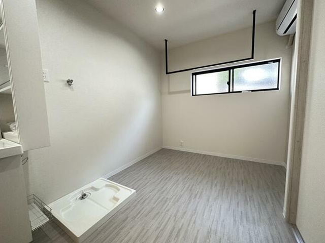 【ランドリースペース】 | 山科区大塚元屋敷町　中古戸建（賃貸オーナーチェンジ）