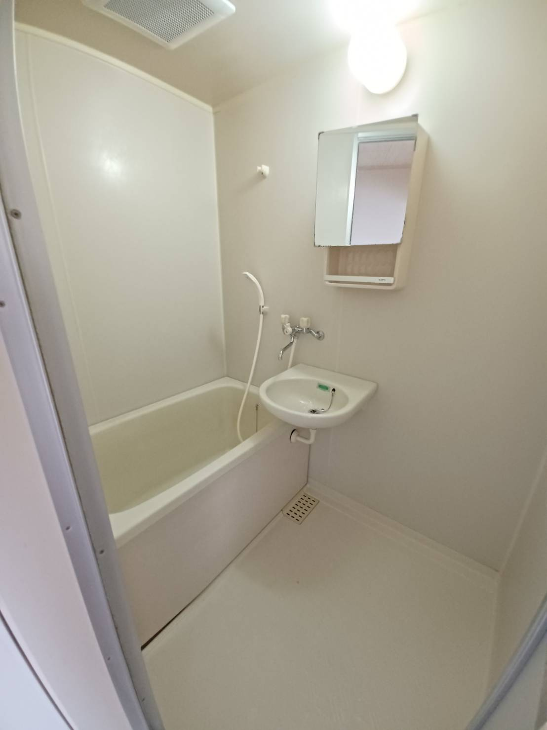 プラッツ石塚の浴室