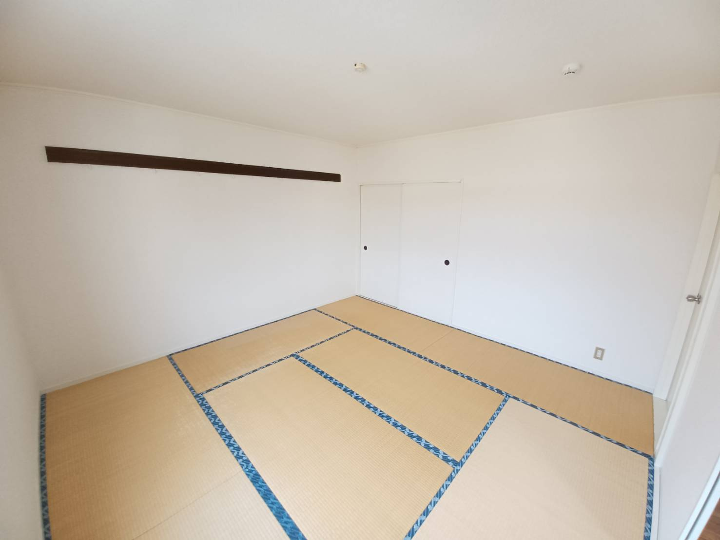 プラッツ石塚の和室