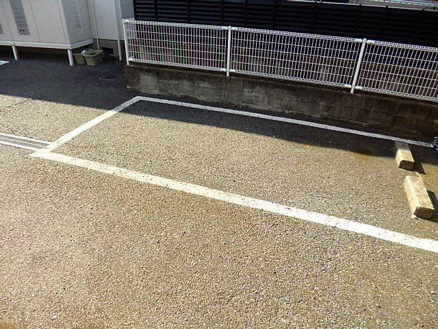 ラフォーレ北方Ｂの駐車場