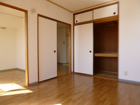 ラフォーレ北方Ｂの居間・リビング