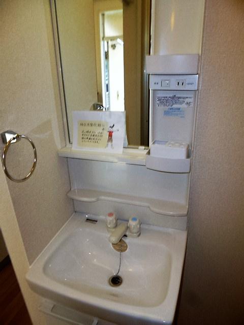 ラフォーレ北方Ｂの独立洗面台