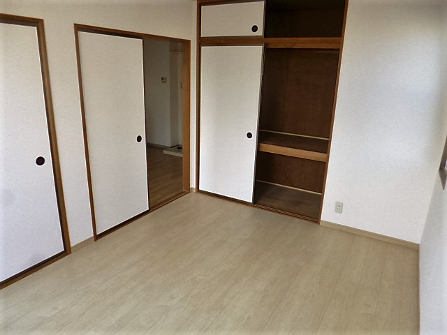 ラフォーレ北方Ｂの居間・リビング