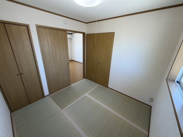 プレミールＢの和室