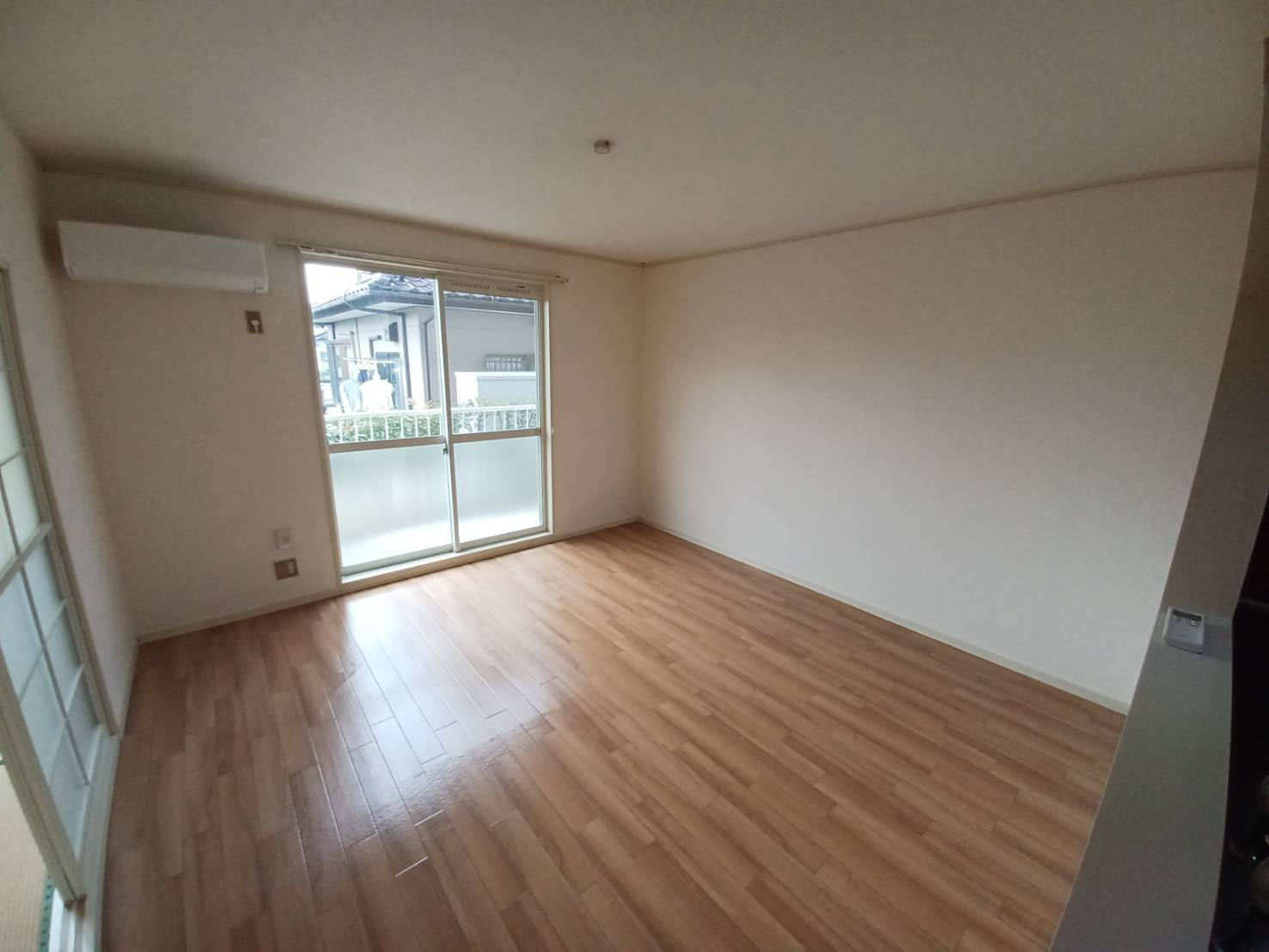 メゾンドジョブレの居間・リビング