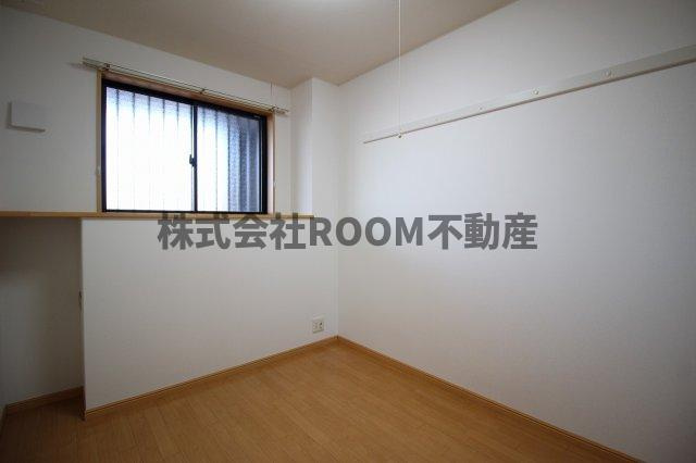 サンタプレイスの洋室|ゆったりした洋室です