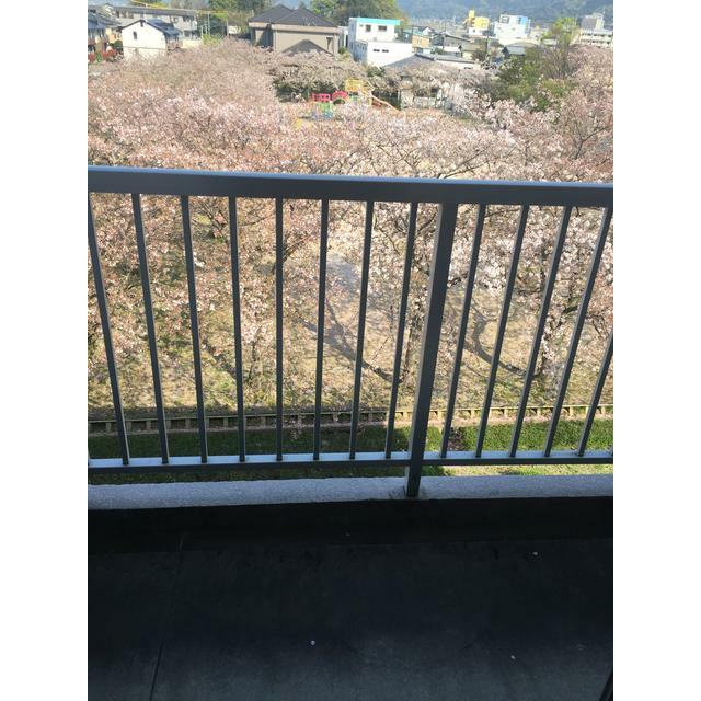 シャトレ新町のバルコニー