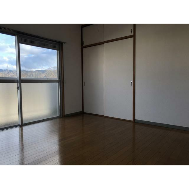 シャトレ新町の収納
