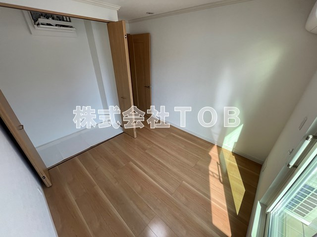 【洋室】 | 入間町貸家 | 2F　4.5帖