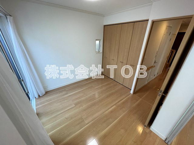 【洋室】 | 入間町貸家 | 1F　4.5帖