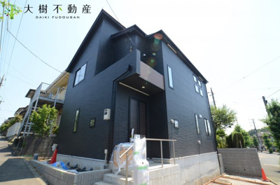 【外観】 | 海老名市国分寺台４丁目　新築戸建て　全１棟　【仲介手数料無料】 | 建物完成しました♪　内見可能です☆
