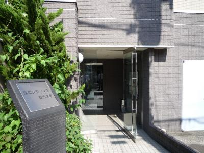 文京区本郷５丁目の賃貸マンションのエントランス|外観