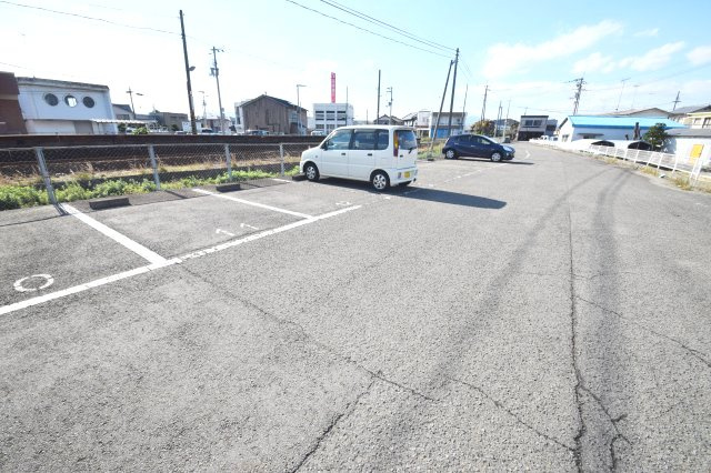 【駐車場】 | 駐車場完備です